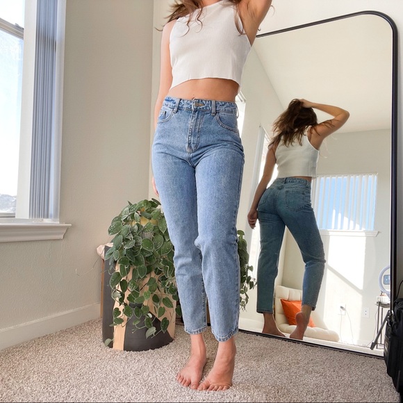 SHEIN High Rise Cropped Mom Jeans - Picture 2 of 6